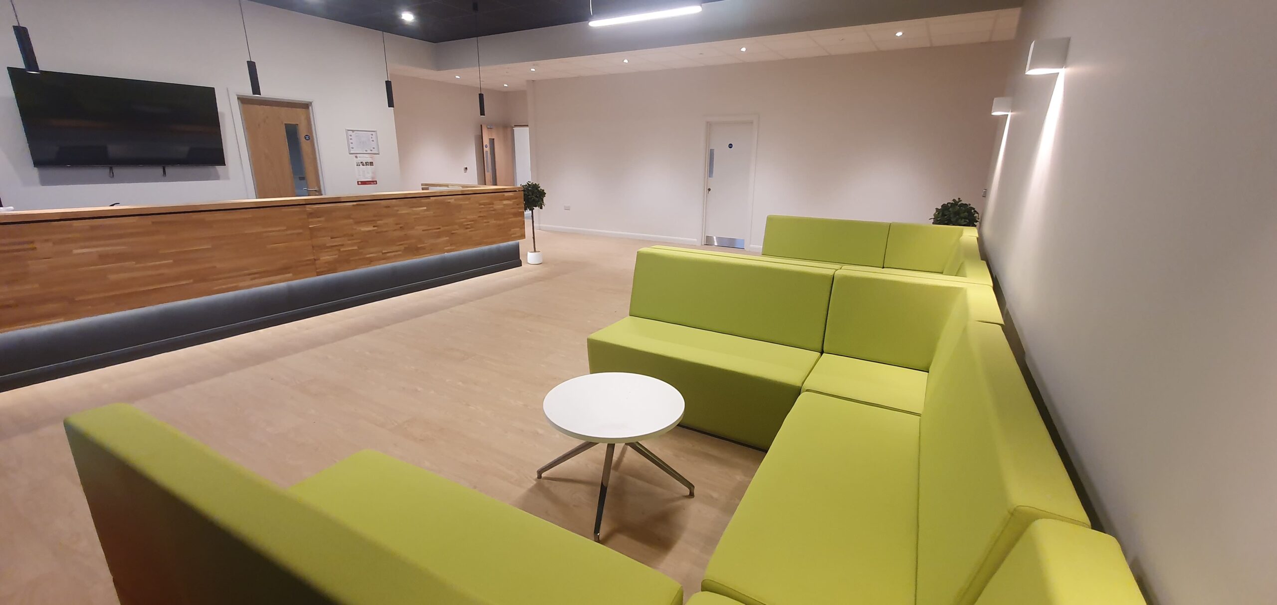 1SpaceMStudio-WillowPark-Options-Reception