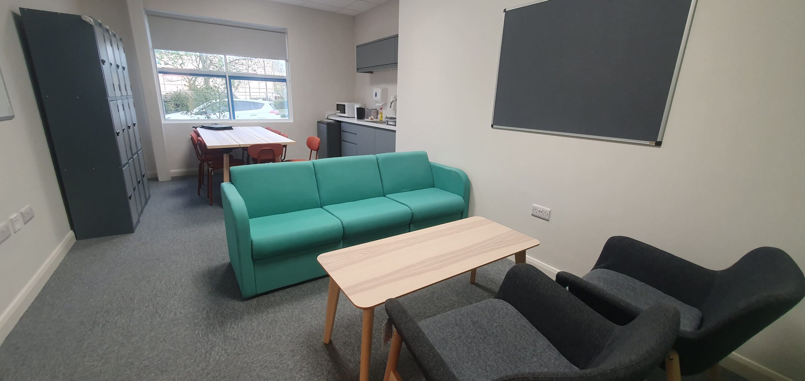 SpaceMStudio-WillowPark-Staffroom