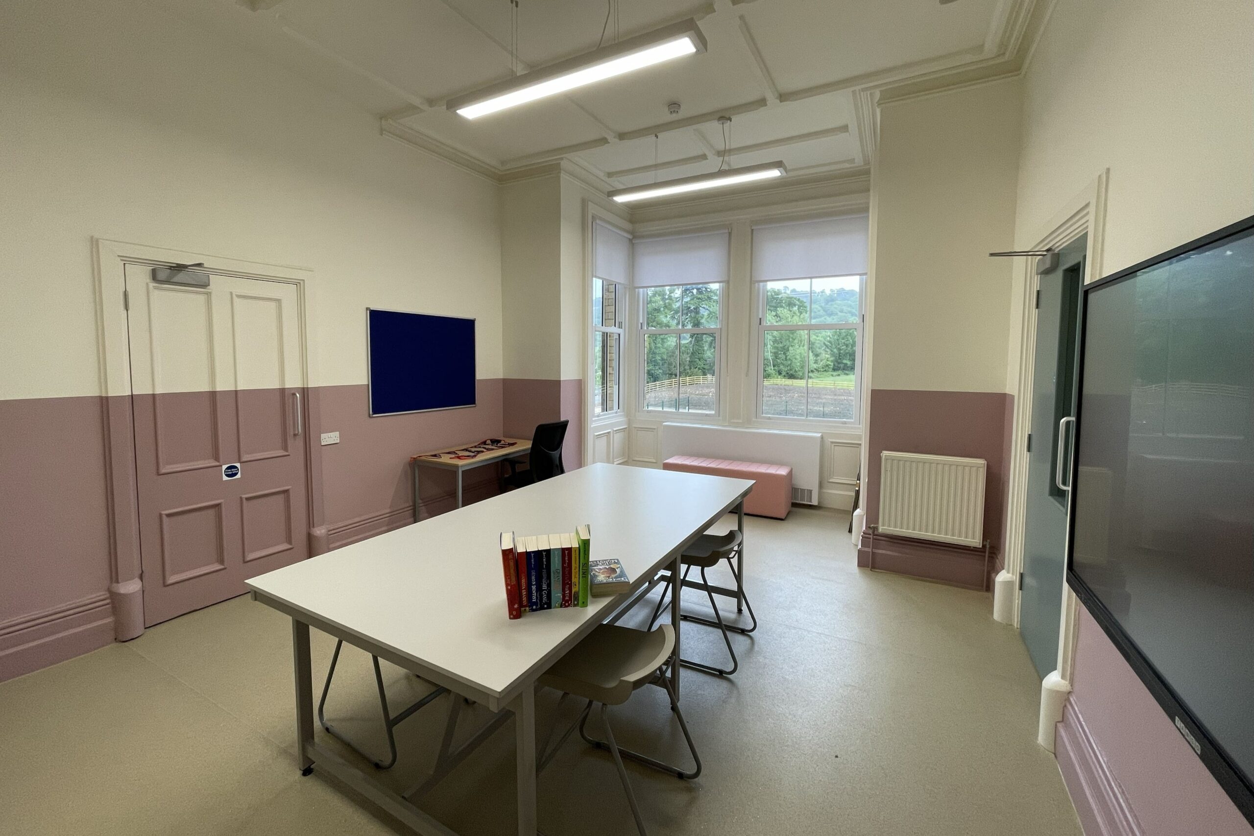 SpaceMStudioBrookthorpePurpleRoom-copy-0