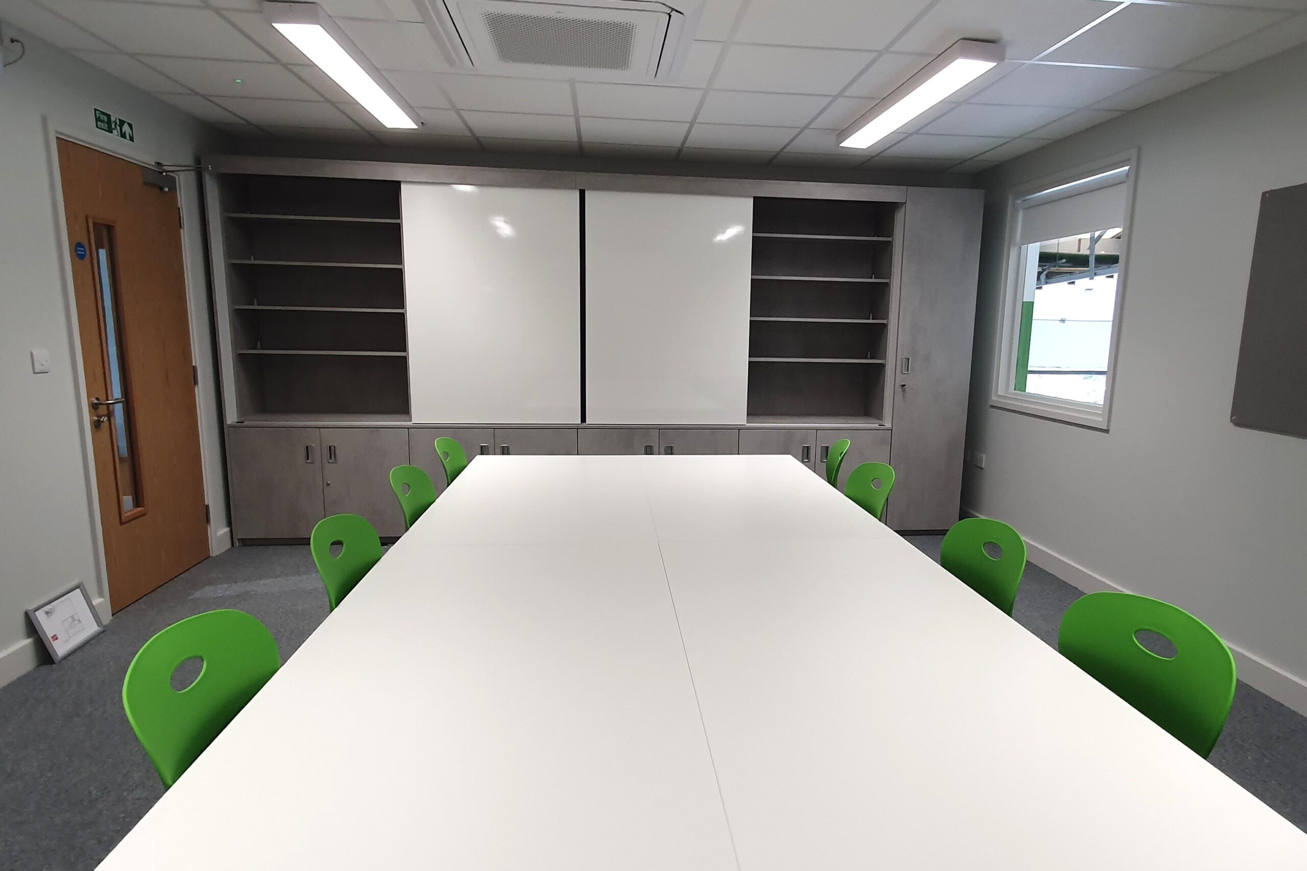 SpaceMStudioWarhouseSchoolRoom-min